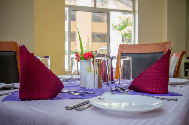 Kyambogo  City Royal Resort Hotel المظهر الخارجي الصورة