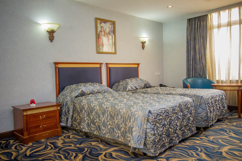 Kyambogo  City Royal Resort Hotel المظهر الخارجي الصورة