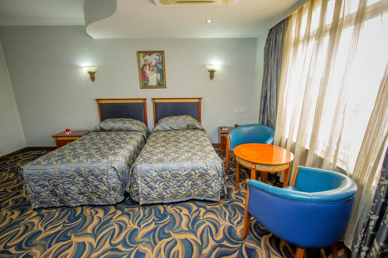 Kyambogo  City Royal Resort Hotel المظهر الخارجي الصورة