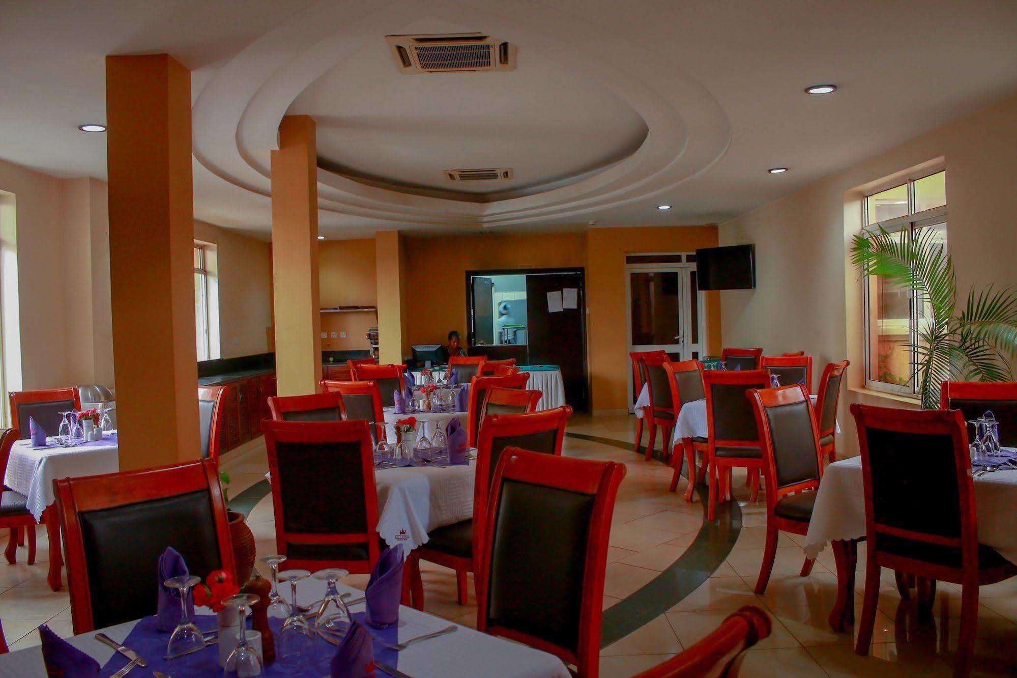 Kyambogo  City Royal Resort Hotel المظهر الخارجي الصورة
