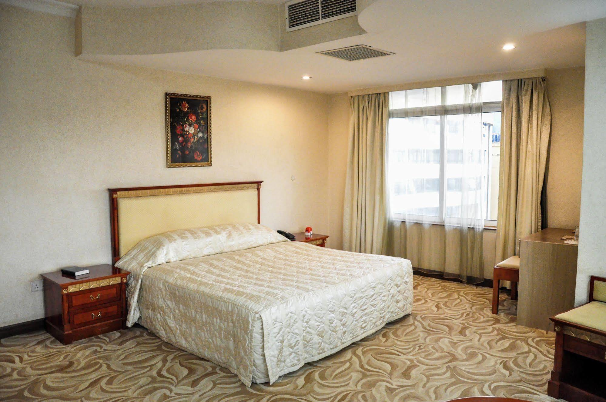 Kyambogo  City Royal Resort Hotel المظهر الخارجي الصورة