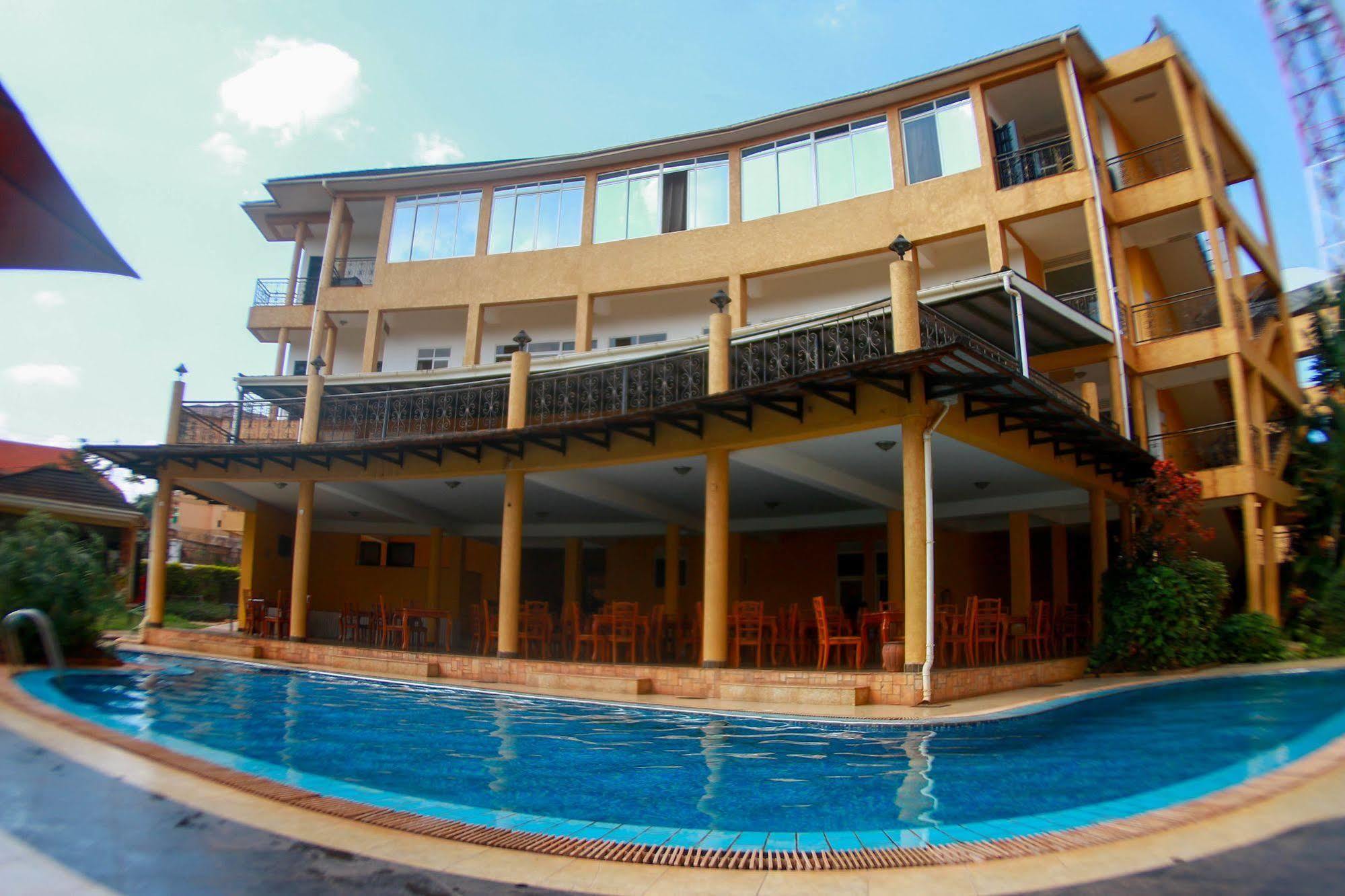 Kyambogo  City Royal Resort Hotel المظهر الخارجي الصورة