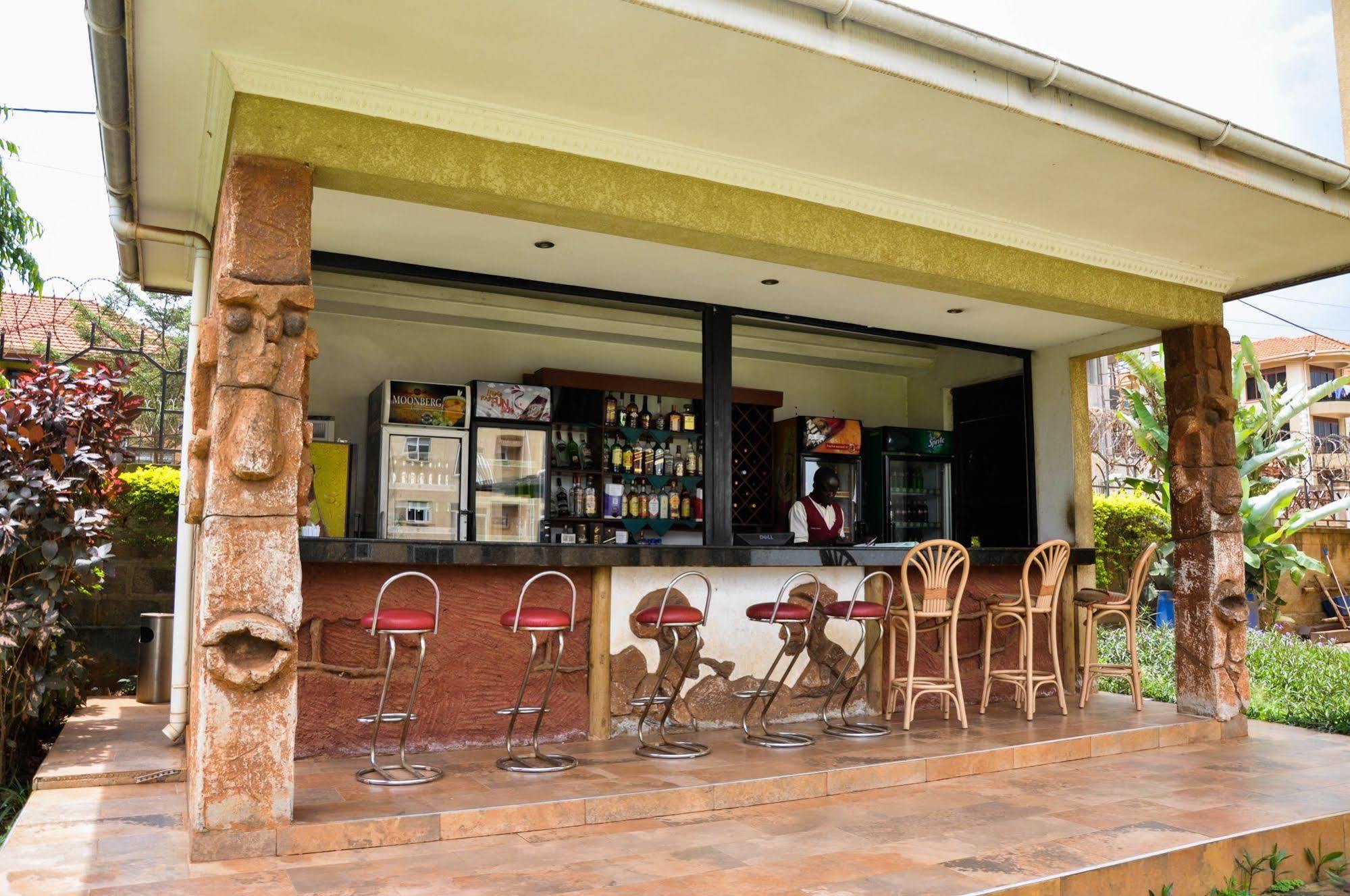 Kyambogo  City Royal Resort Hotel المظهر الخارجي الصورة